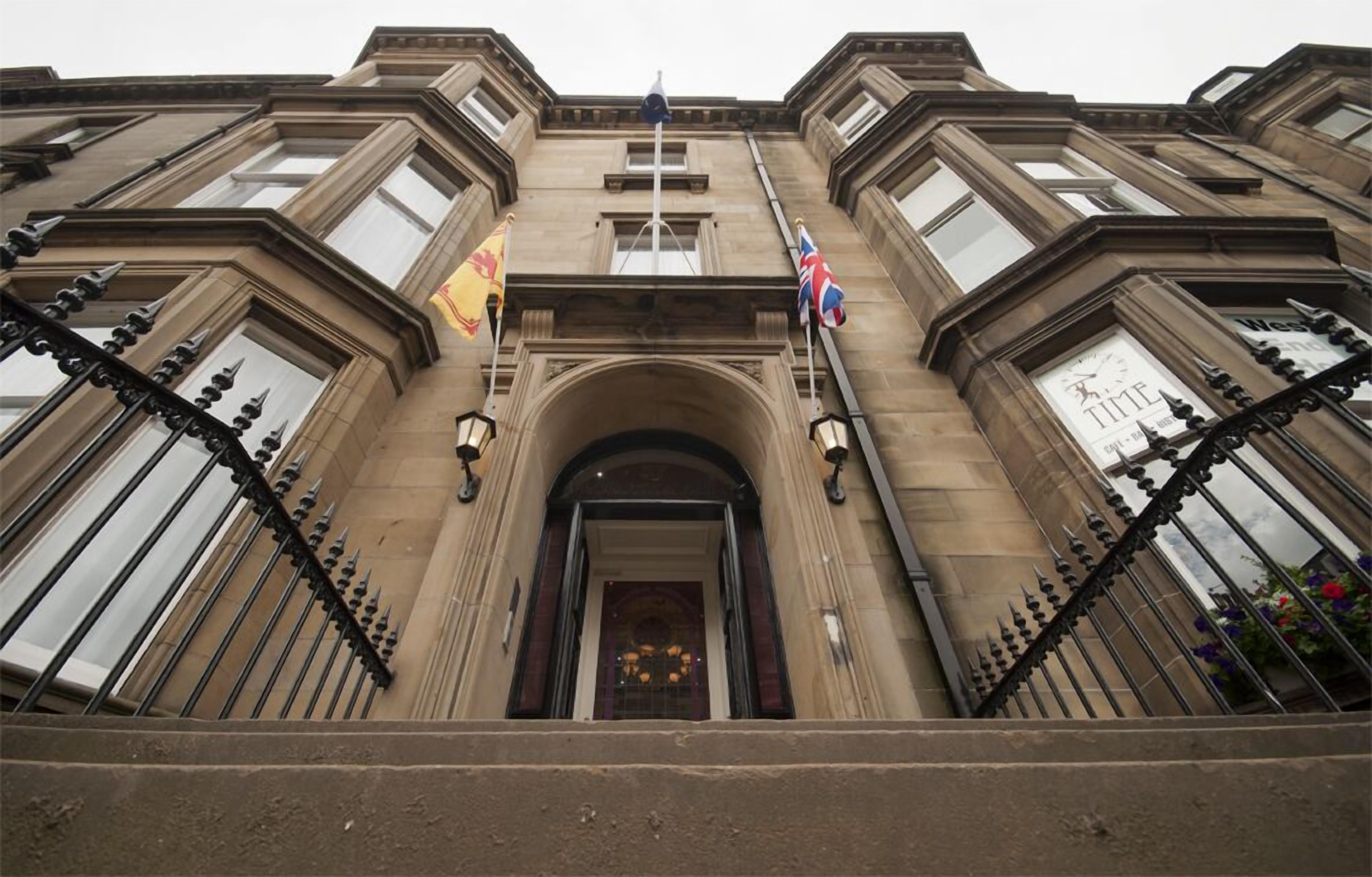 Palmerston Suites — Fotos 1
